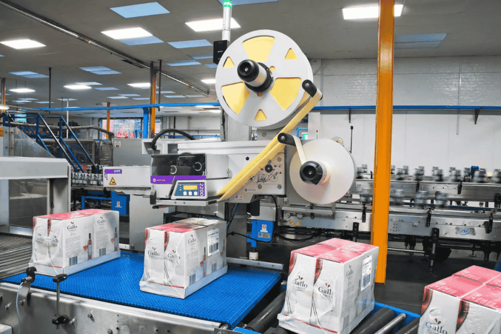 Ứng dụng thực tế của máy in dán nhãn tự động Markem-Imaje 2200